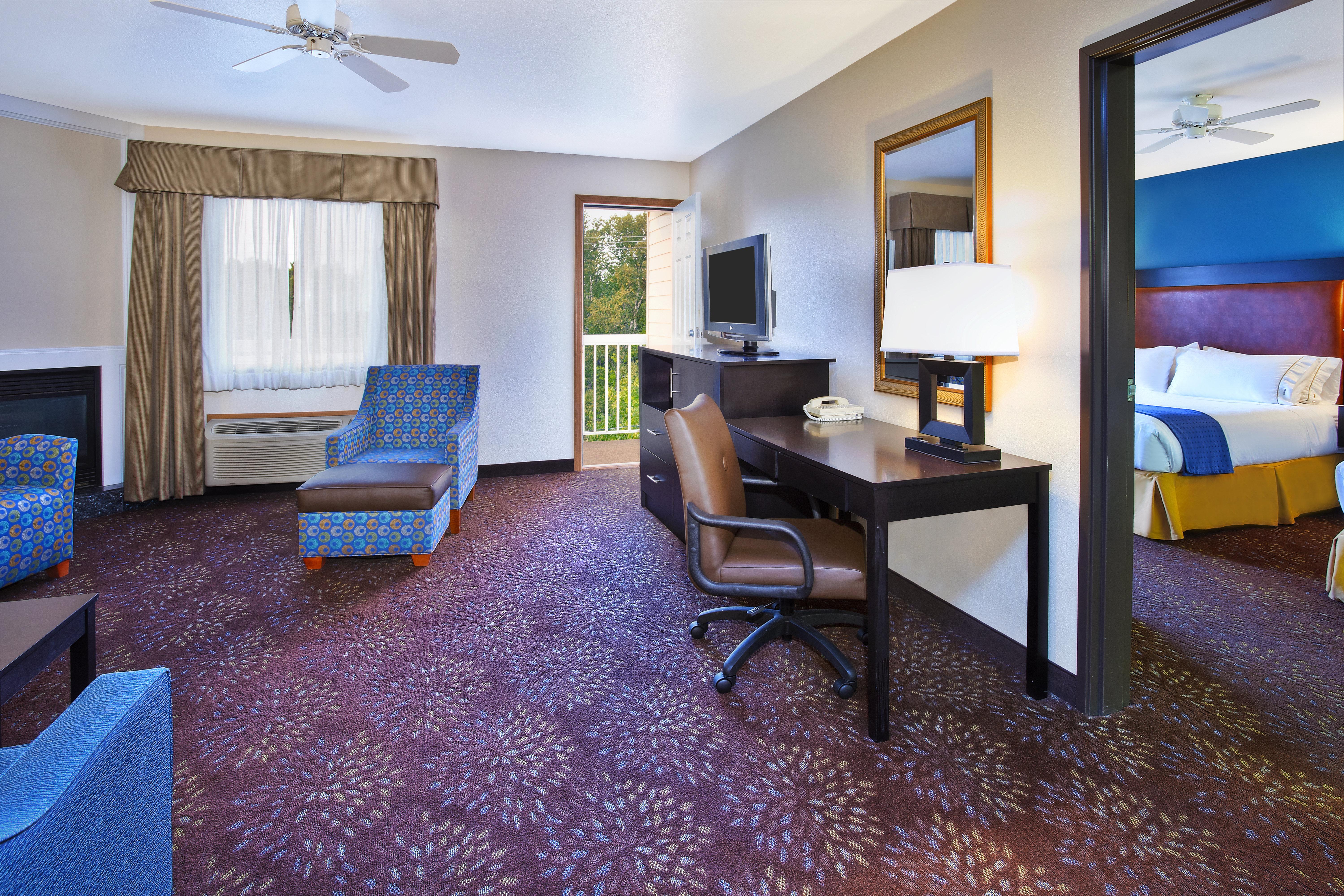 Holiday Inn Express Mackinaw City By Ihg Exterior foto